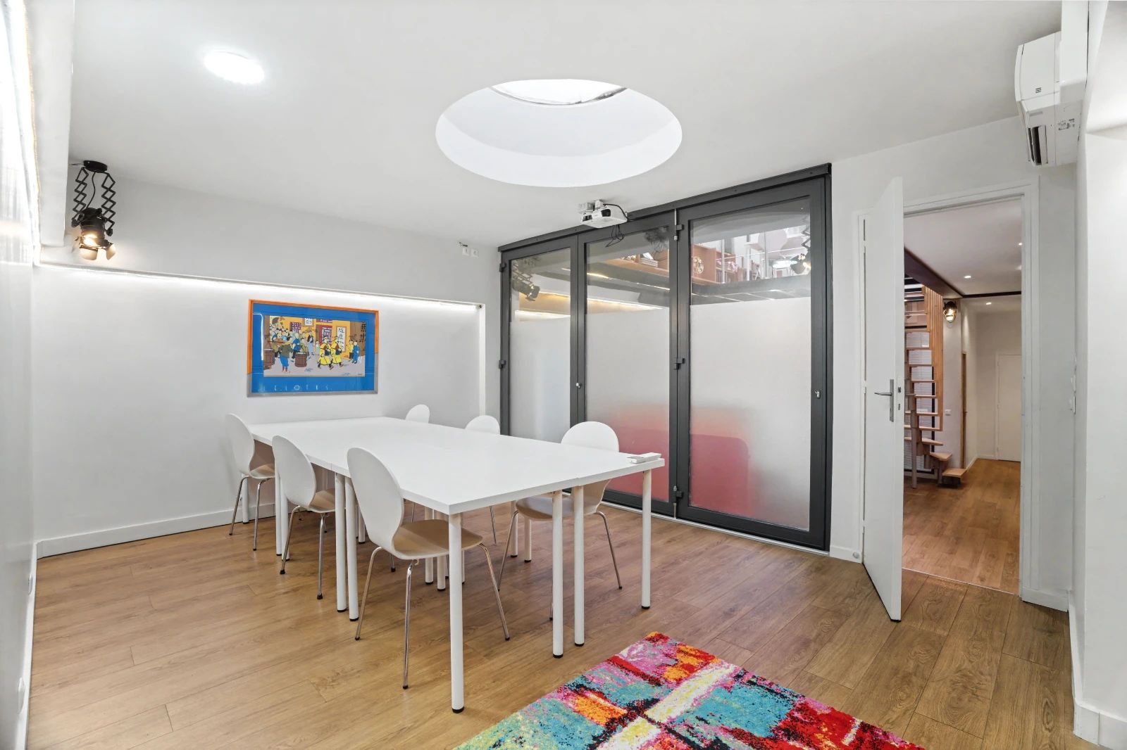 Bureau opéré · 15 à 20 postes · rue des Renaudes, Paris 17e — photo 2/6