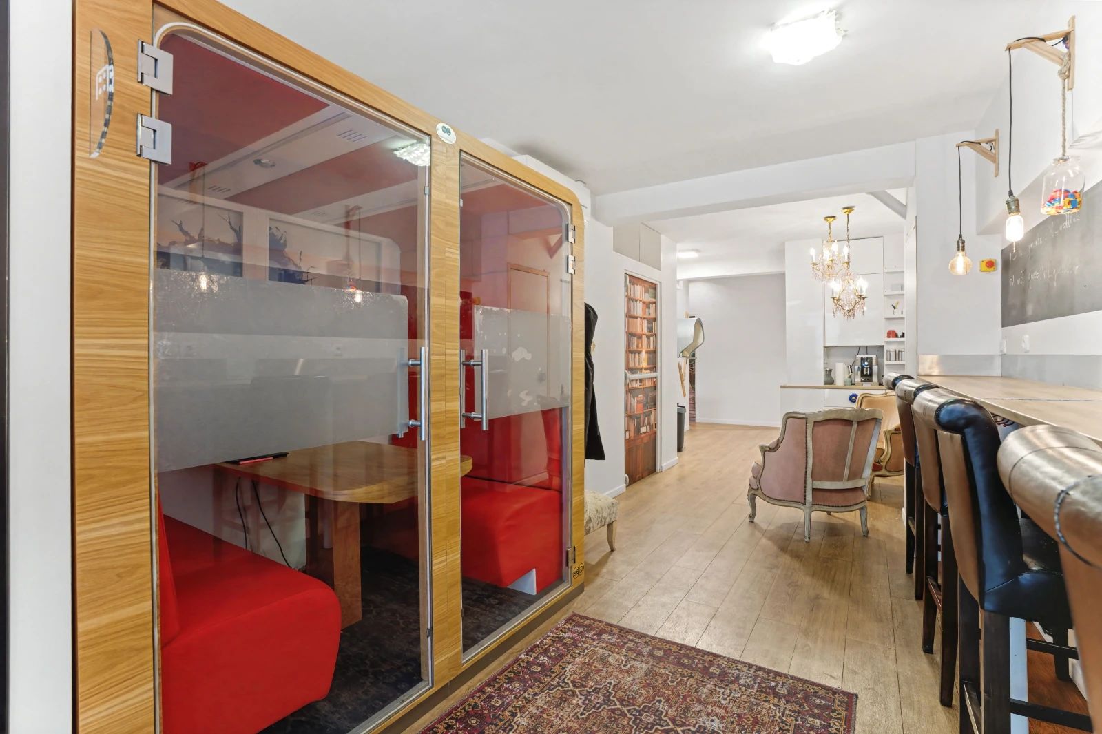 Bureau opéré · 15 à 20 postes · rue des Renaudes, Paris 17e — photo 5/6