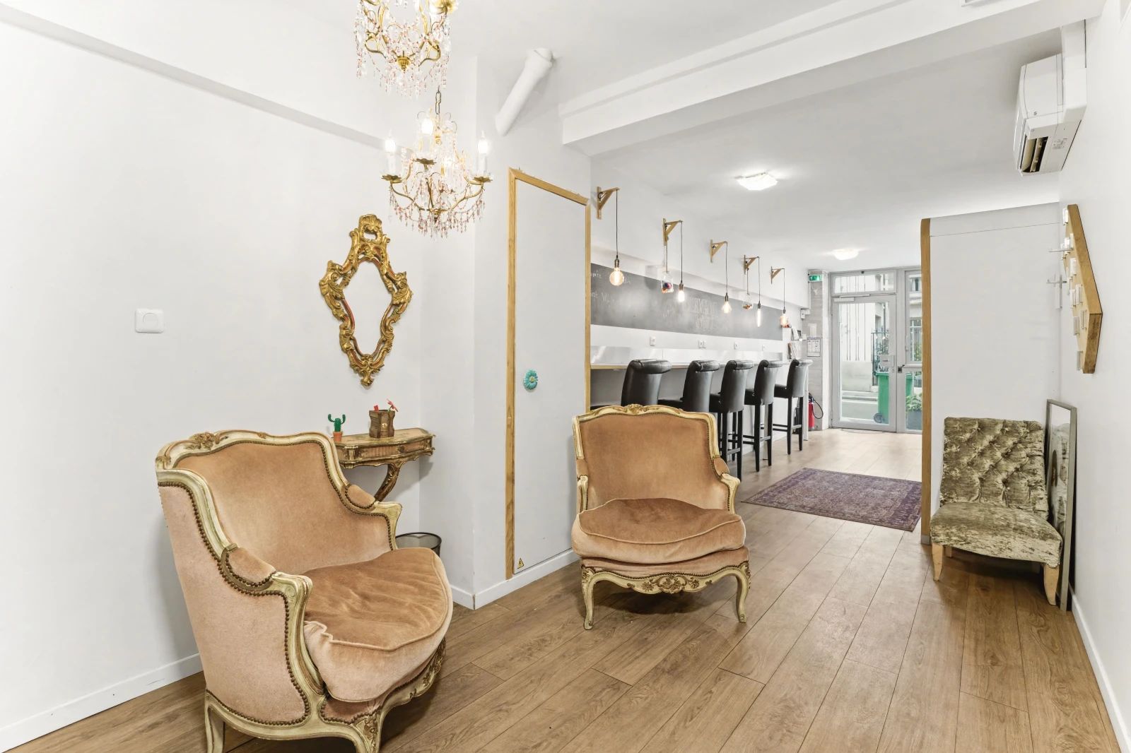 Bureau opéré · 15 à 20 postes · rue des Renaudes, Paris 17e — photo 6/6
