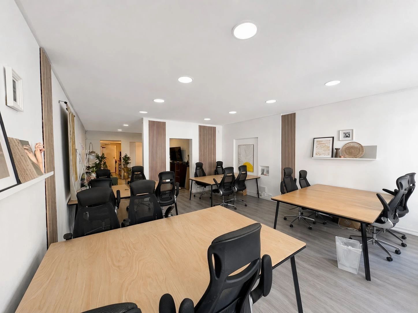 Bureau opéré · 12 à 16 postes · rue aux Ours, Paris 3e — photo 2/10