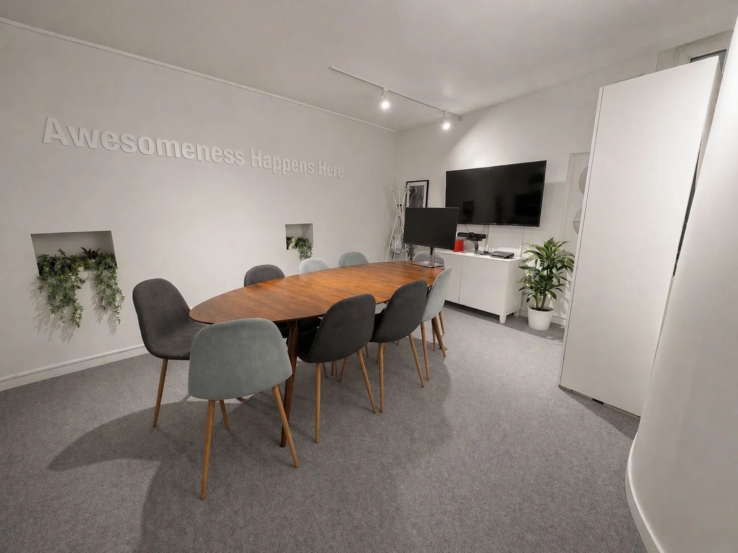 Bureau opéré · 12 à 16 postes · rue aux Ours, Paris 3e — photo 5/10