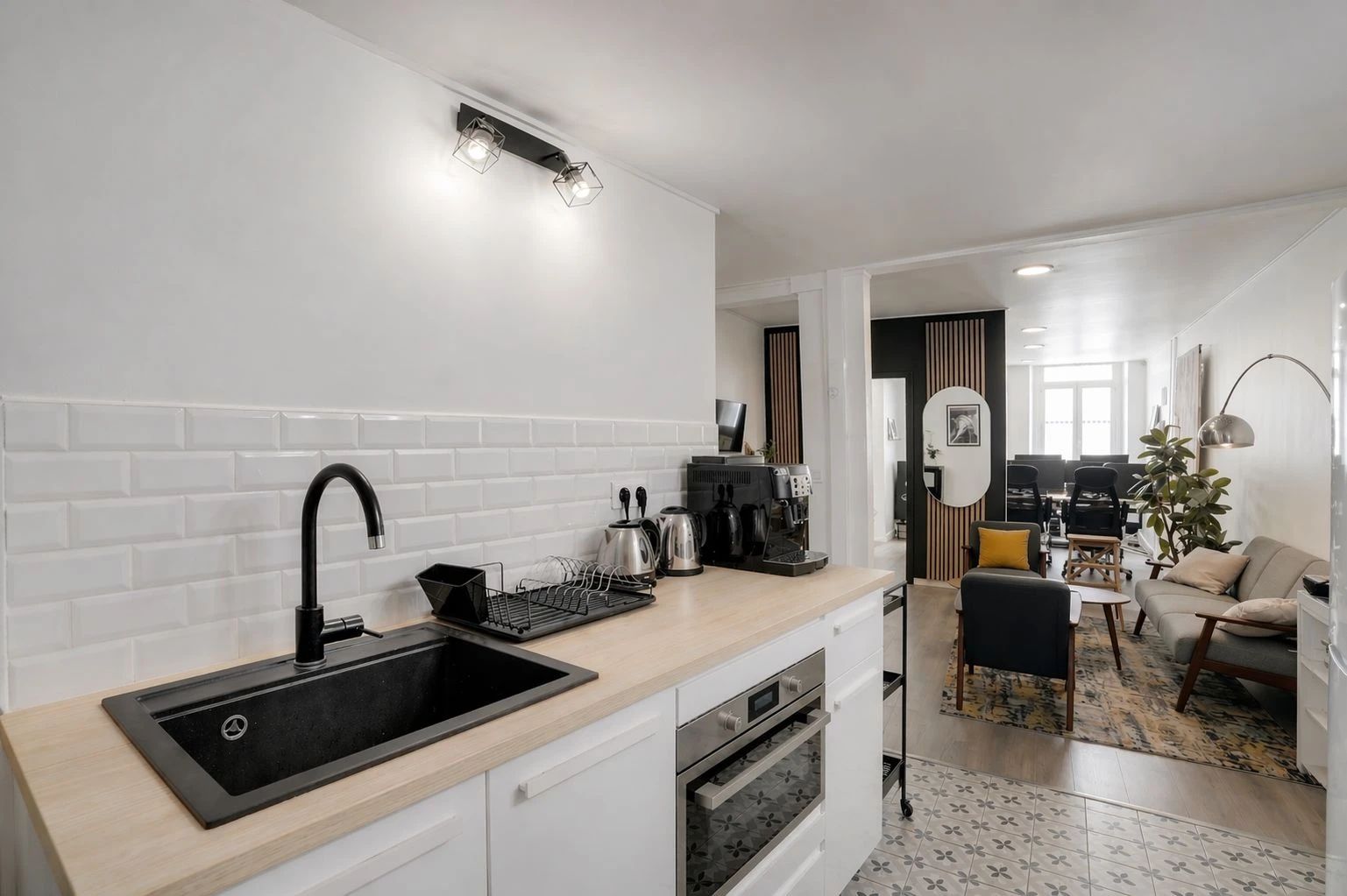 Bureau opéré · 12 à 16 postes · rue aux Ours, Paris 3e — photo 7/10