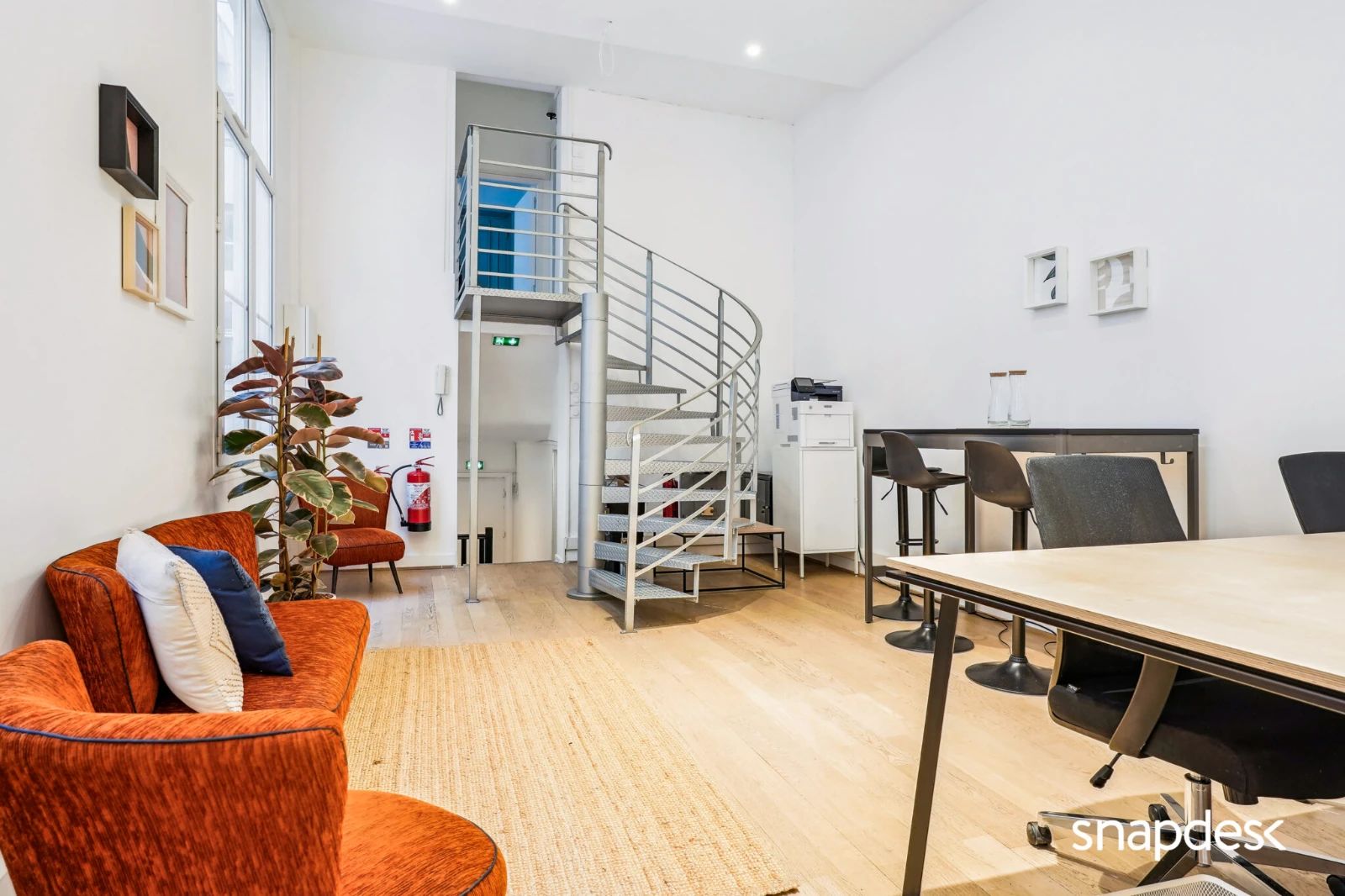 Bureau opéré · 8 à 12 postes · rue de Turbigo, Paris 2e — photo 6/9
