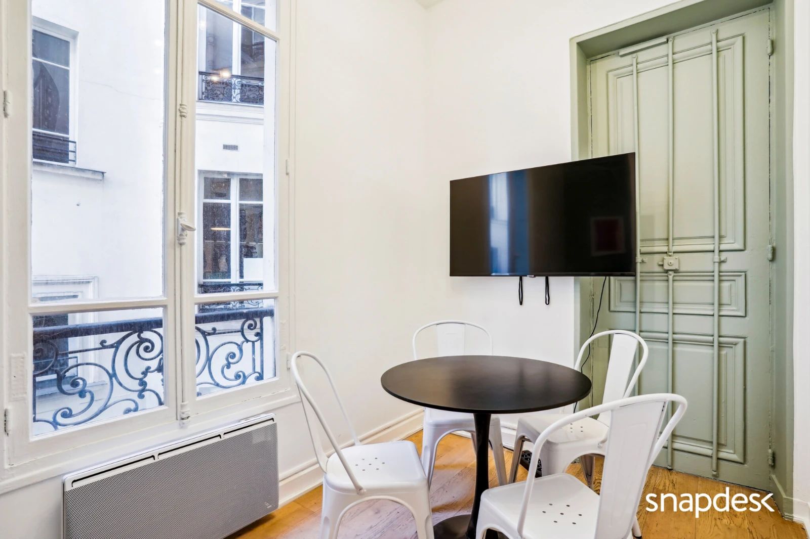 Bureau opéré · 8 à 12 postes · rue de Turbigo, Paris 2e — photo 7/9