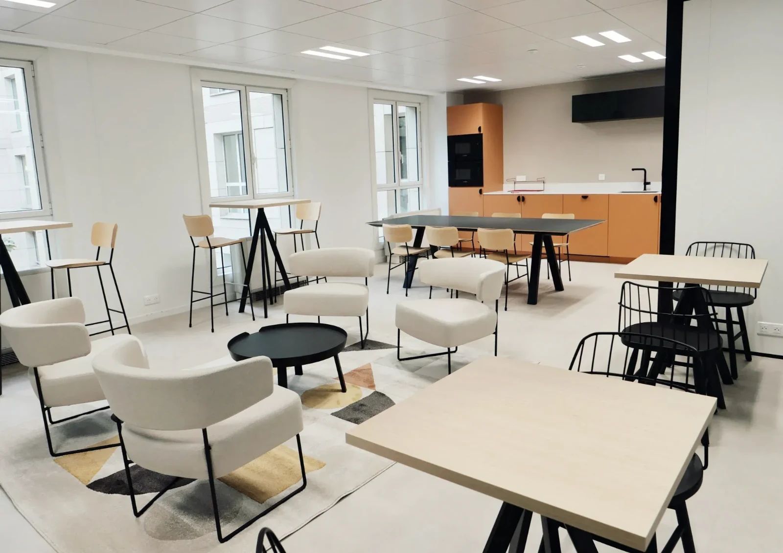 Bureau opéré · 1 à 34 postes · rue Joubert, Paris 9e — photo 2/6