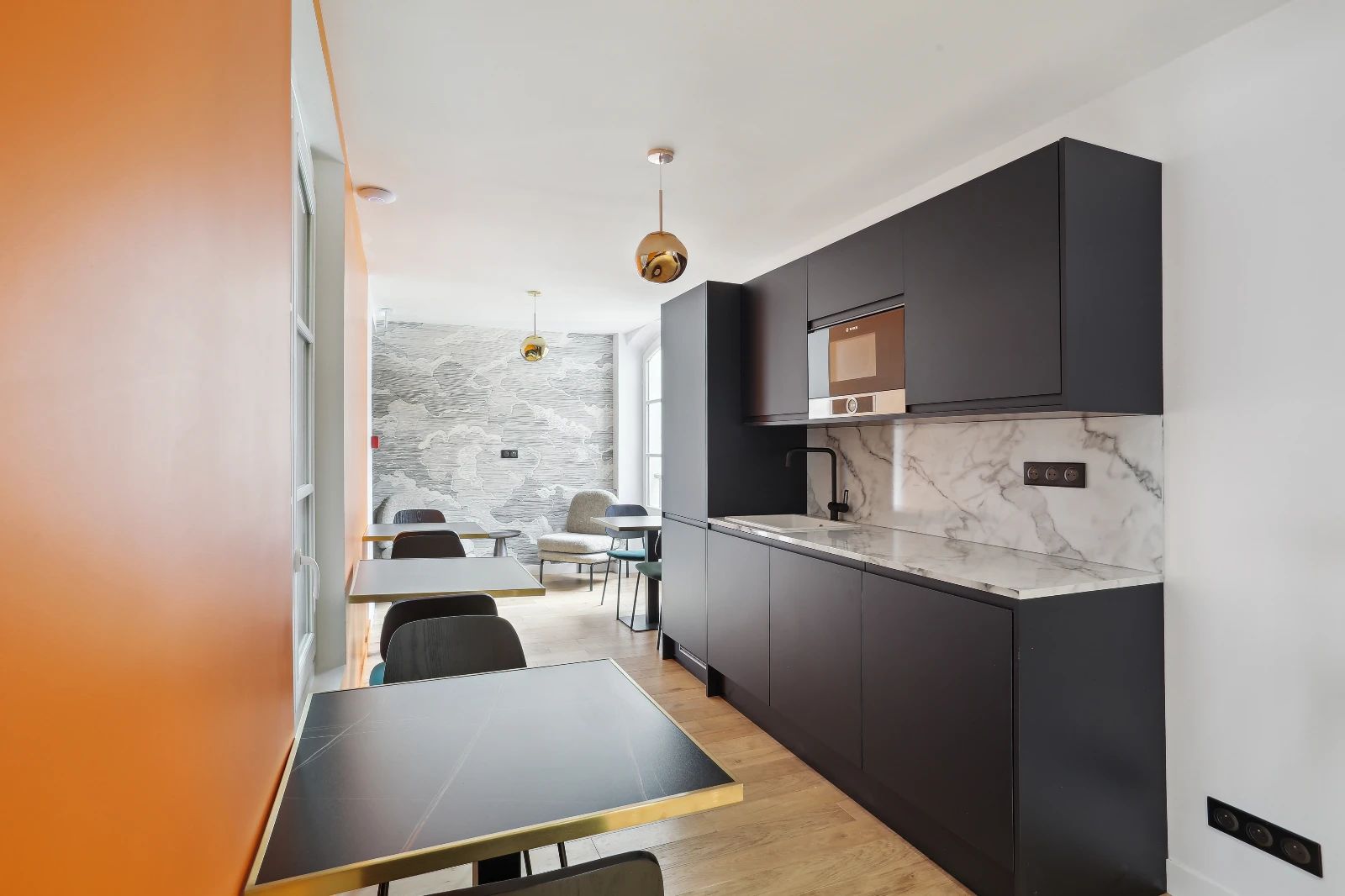 Bureau opéré · 30 à 32 postes · rue de la Michodière, Paris 2e — photo 8/23