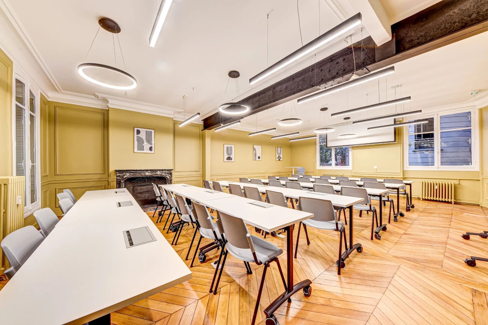 Bureau opéré · 70 postes · rue de Meaux, Paris 19e — photo 2/11