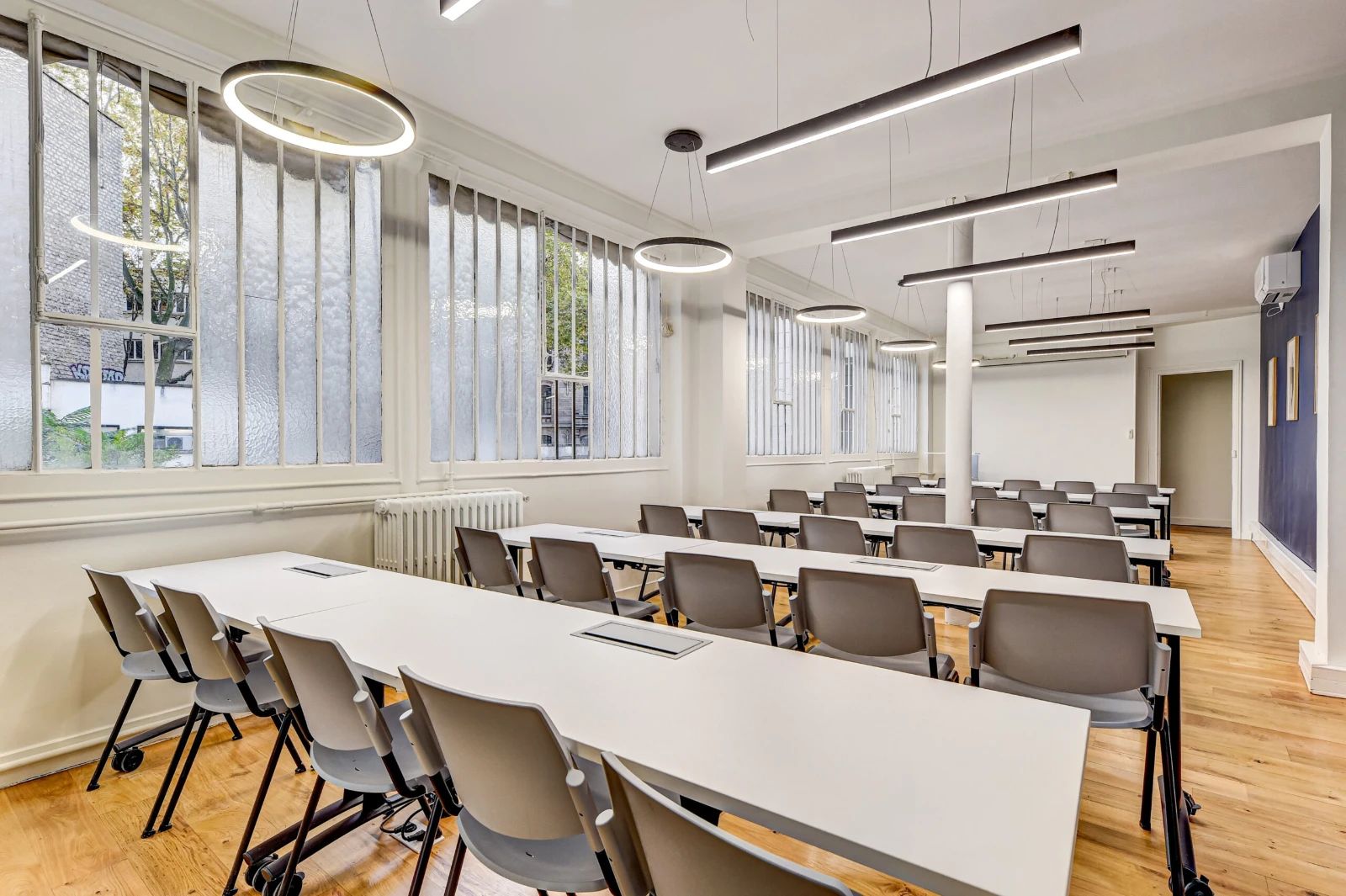 Bureau opéré · 70 postes · rue de Meaux, Paris 19e — photo 8/11