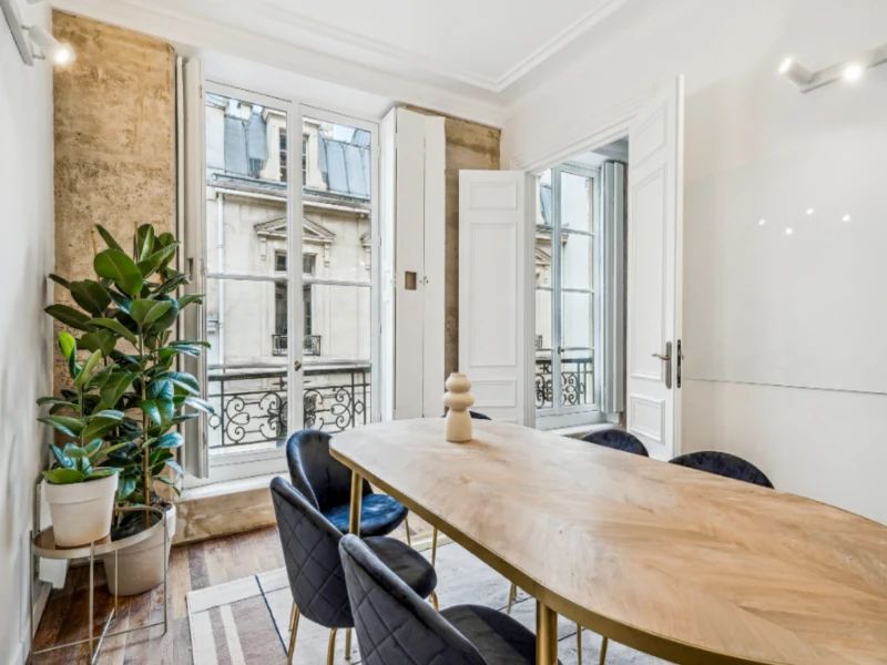 Bureau opéré · 20 à 24 postes · rue des Petites-Écuries, Paris 10e · 135 m² — photo 4/10