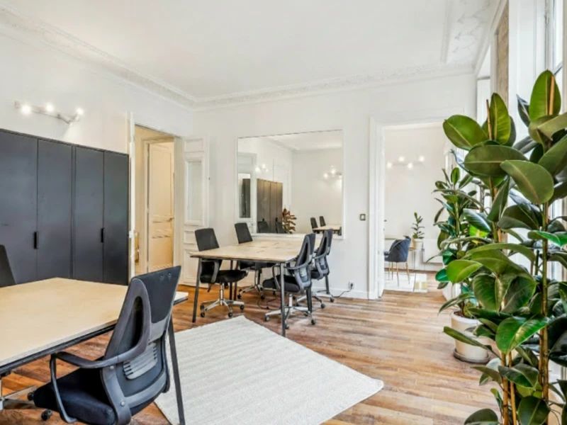 Bureau opéré · 20 à 24 postes · rue des Petites-Écuries, Paris 10e · 135 m² — photo 9/10