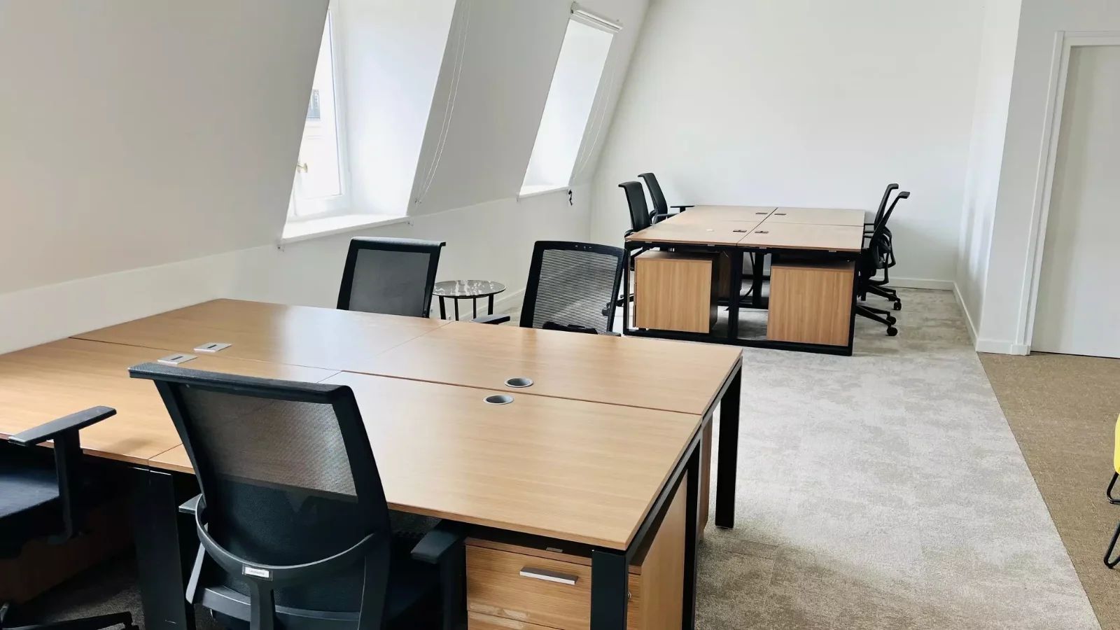 Bureau opéré · 20 à 25 postes · rue de Monceau, Paris 8e — photo 3/11