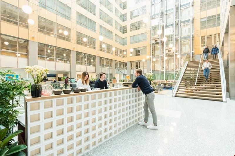 Coworking · 1 à 2500 postes · avenue de, Paris 13e — photo 2/7