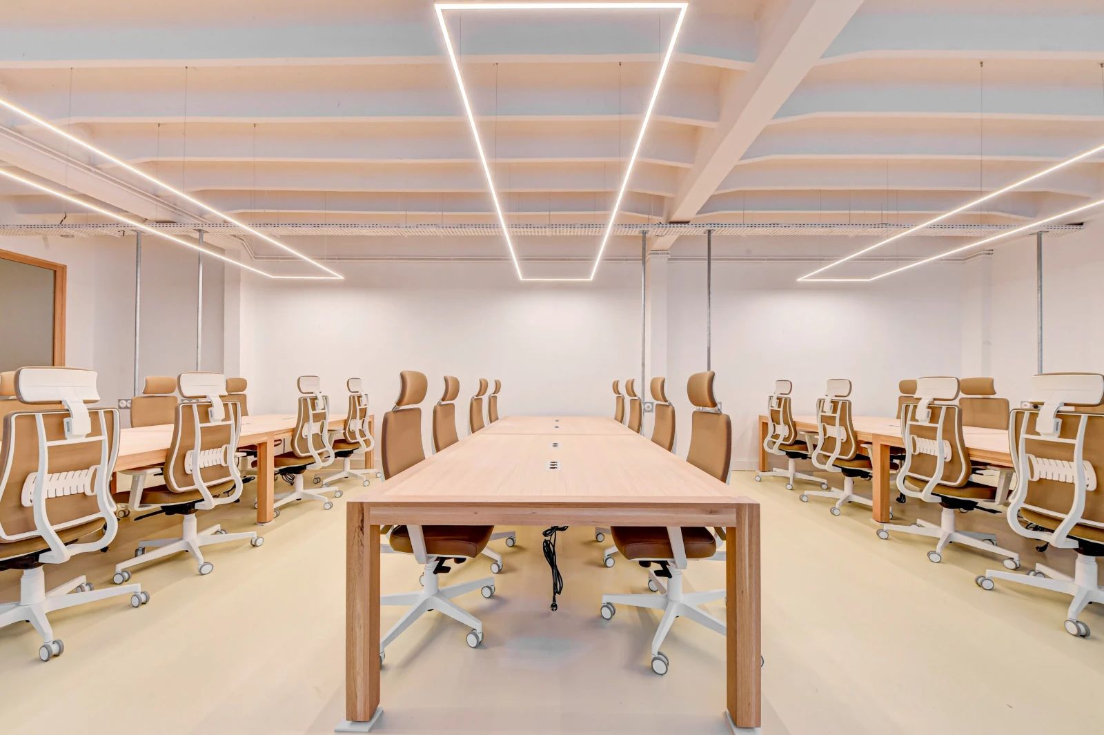 Bureau opéré · 1 à 40 postes · rue Sedaine, Paris 11e — photo 3/8