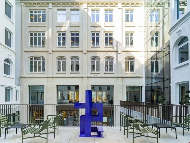 Coworking · 1 à 2000 postes · rue de Madrid, Paris 8e — photo 3/16
