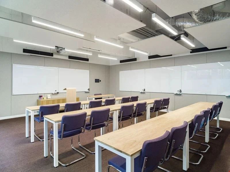 Coworking · 1 à 2000 postes · rue de Madrid, Paris 8e — photo 10/16