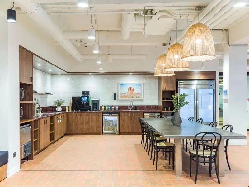 Coworking · 1 à 2000 postes · rue de Madrid, Paris 8e — photo 11/16